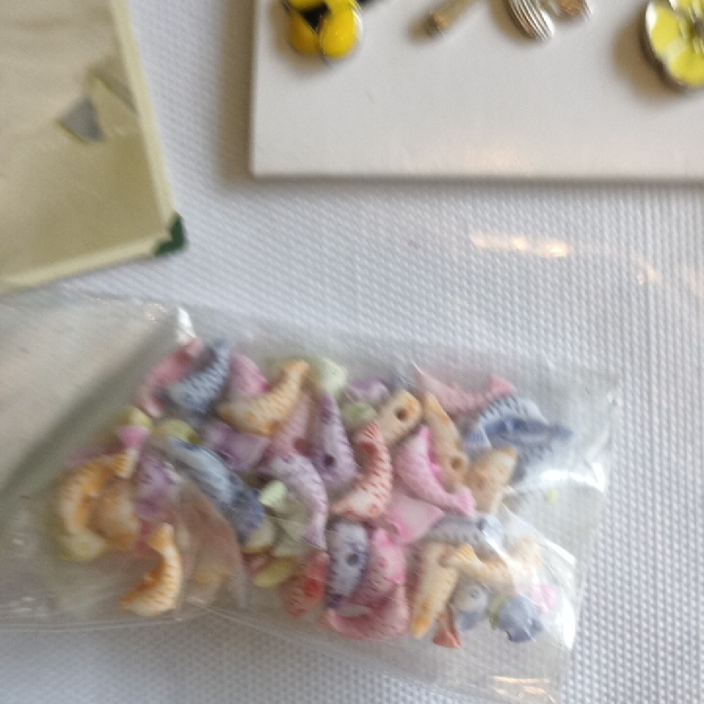 Assorted Charm Collection - Picture 8 of 8